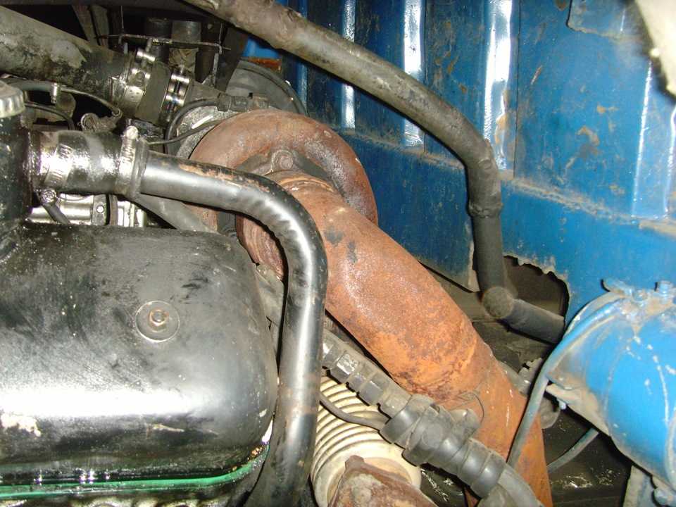 Дымит двигатель ямз-238: в чем причина?