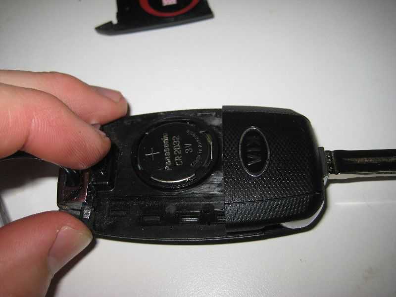 Замена батарейки в ключе киа рио (kia rio) 2012 года: как открыть и поменять
