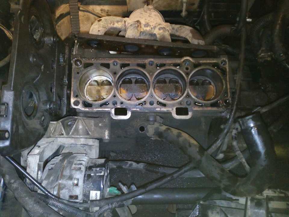 ﻿Почему греется 16ти клапанный двигатель ВАЗ2112 причины, ремонт Каждый автовладелец сталкивался с тем, что 16клапанный двигатель ВАЗ2112 начинал