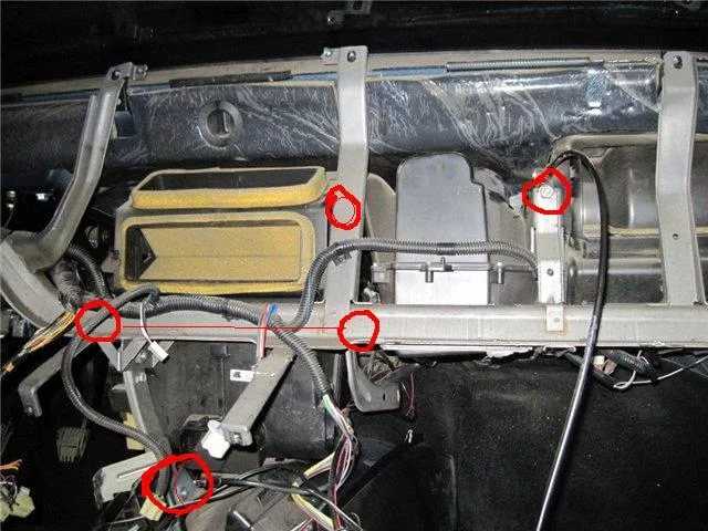 Почему печка в машине дует холодным воздухом: причины и решение проблемы