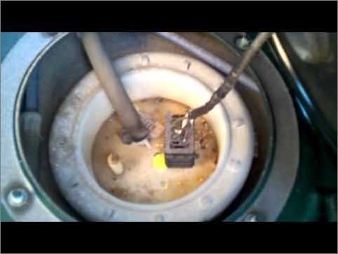 Процедура замены топливного фильтра в бензиновом двигателе bmw x5 e53 в картинках