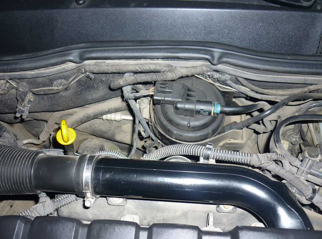 Топливный фильтр Opel Astra h
