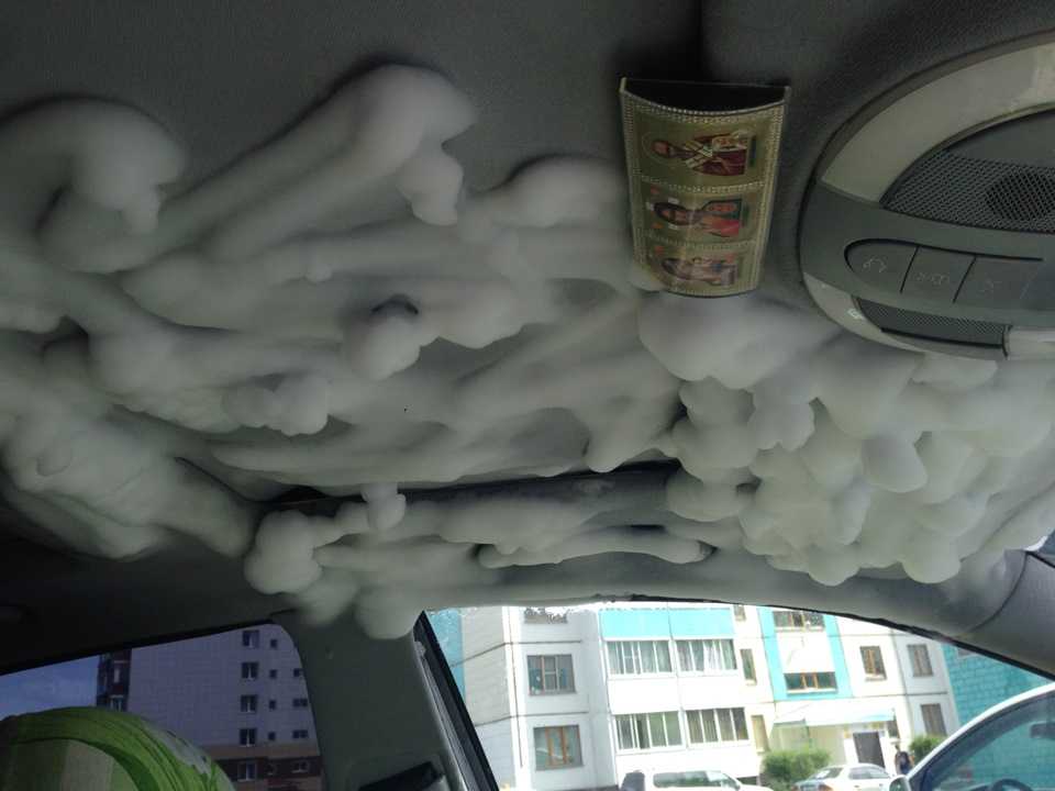 Чем помыть потолок в машине