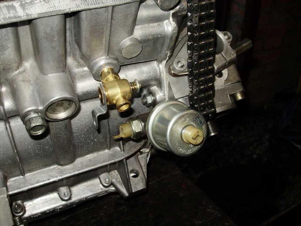 Давление масла на прогретом двигателе ямз 238