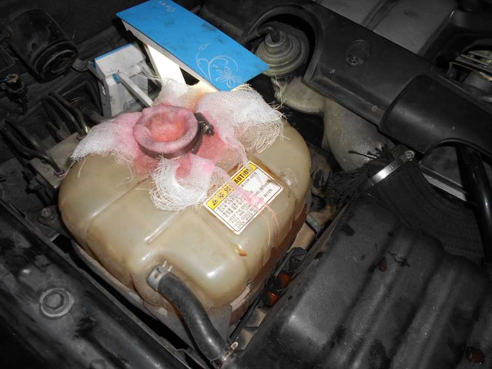 Как часто нужно менять охлаждающую жидкость в машине?