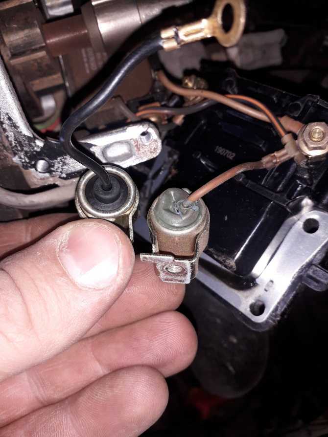Двигатель не реагирует на педаль газа причины После двух случаев когда педаль газа оказалась бесполезной деталью, стало интересно почему так происходит