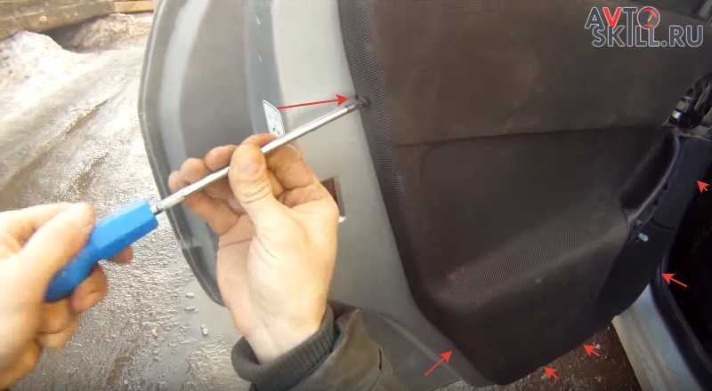 Как самостоятельно разобрать обшивку дверей на ford focus 2