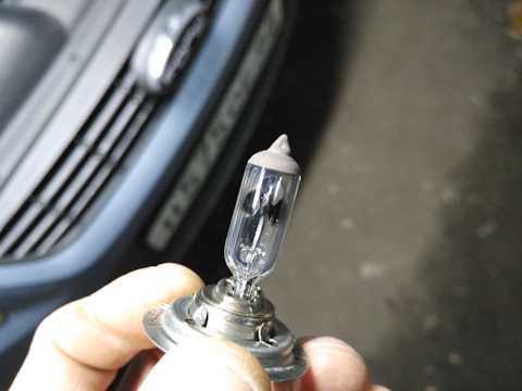 Как заменить лампу птф на ford focus 3