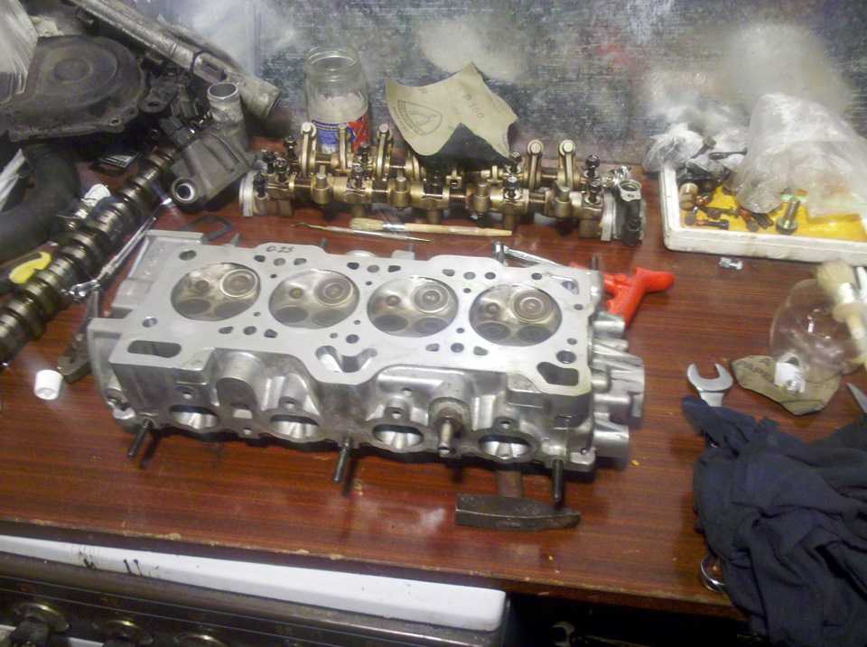 Чем отличается 8 клапанный двигатель от 16 клапанного