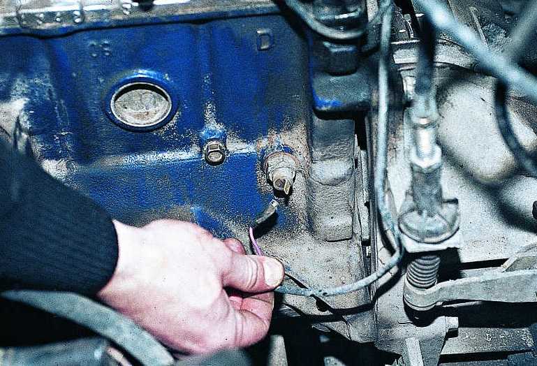 Замена моторного масла в двигателе ваз 2107: пошаговая инструкция