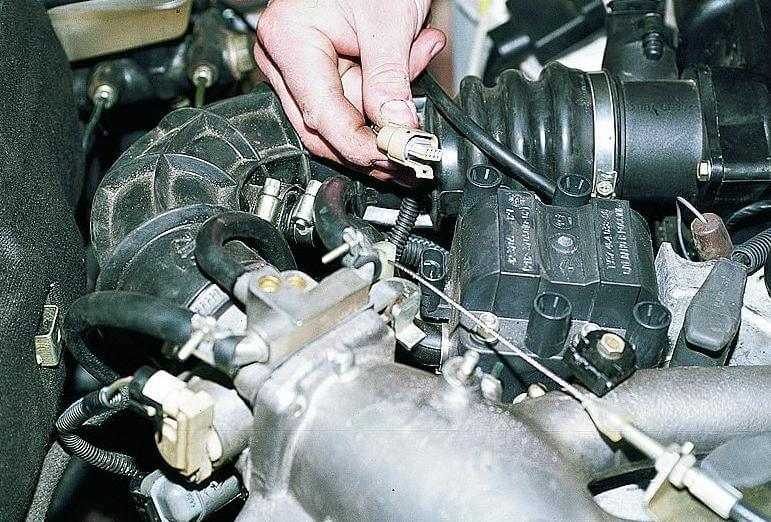 Двигатель плохо работает на холодную, причины и ремонт своими руками