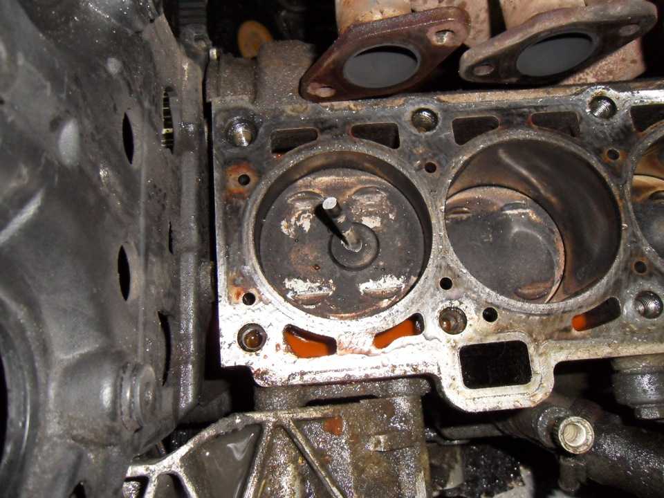 Двигатель 11186 гнет ли клапана