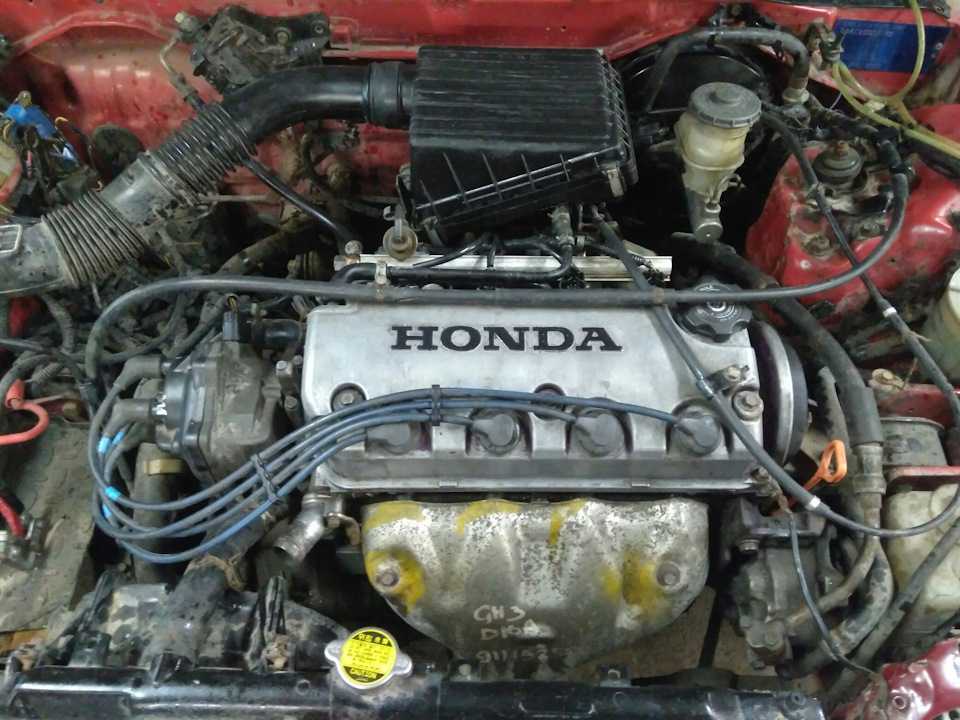 ﻿Двигатели Honda D16A, D16B6, D16V1 Серия двигателей Honda D представляет собой семейство рядных 4хцилиндровых двигателей, устанавливаемых на компактные